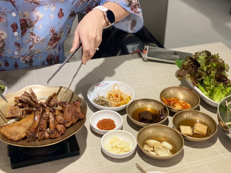 경주-서민식당-통삽겹숯불구이