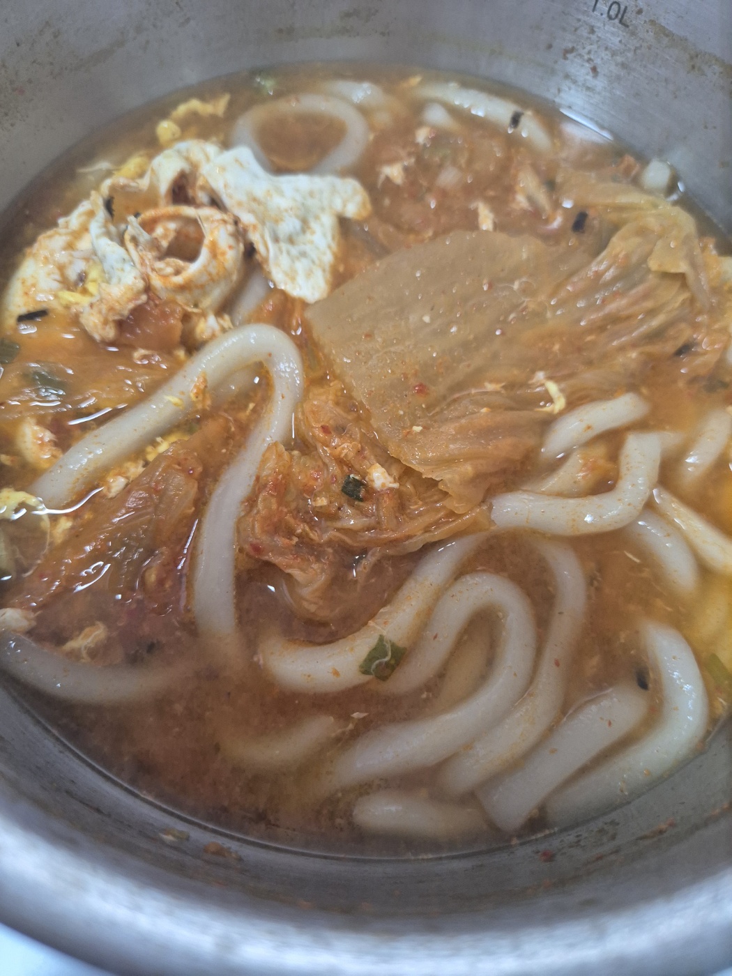 노브랜드 얼큰김치우동