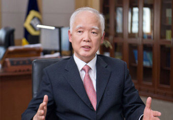정형식 재판관