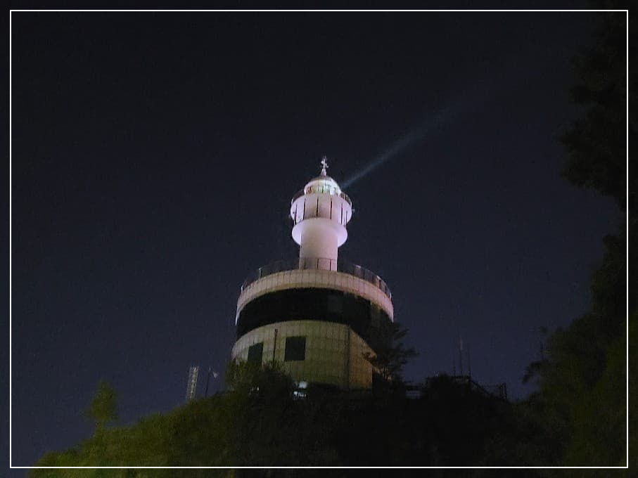 속초 차박 장소 추천 : 속초등대 주차장