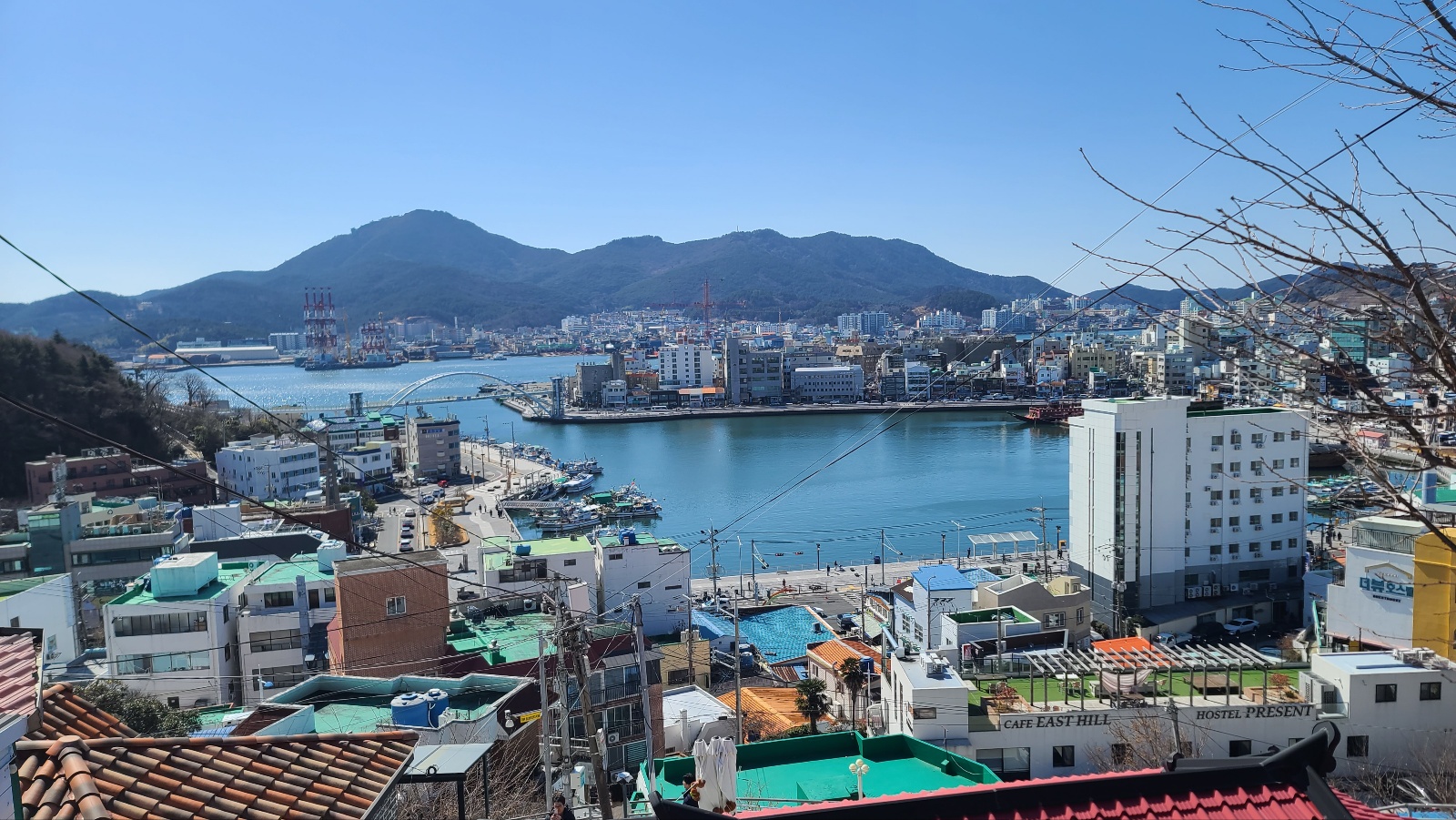 통영 동피랑에서 본 항구모습