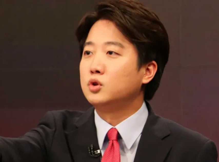 이준석 대선 후보 TV토론회 비호감