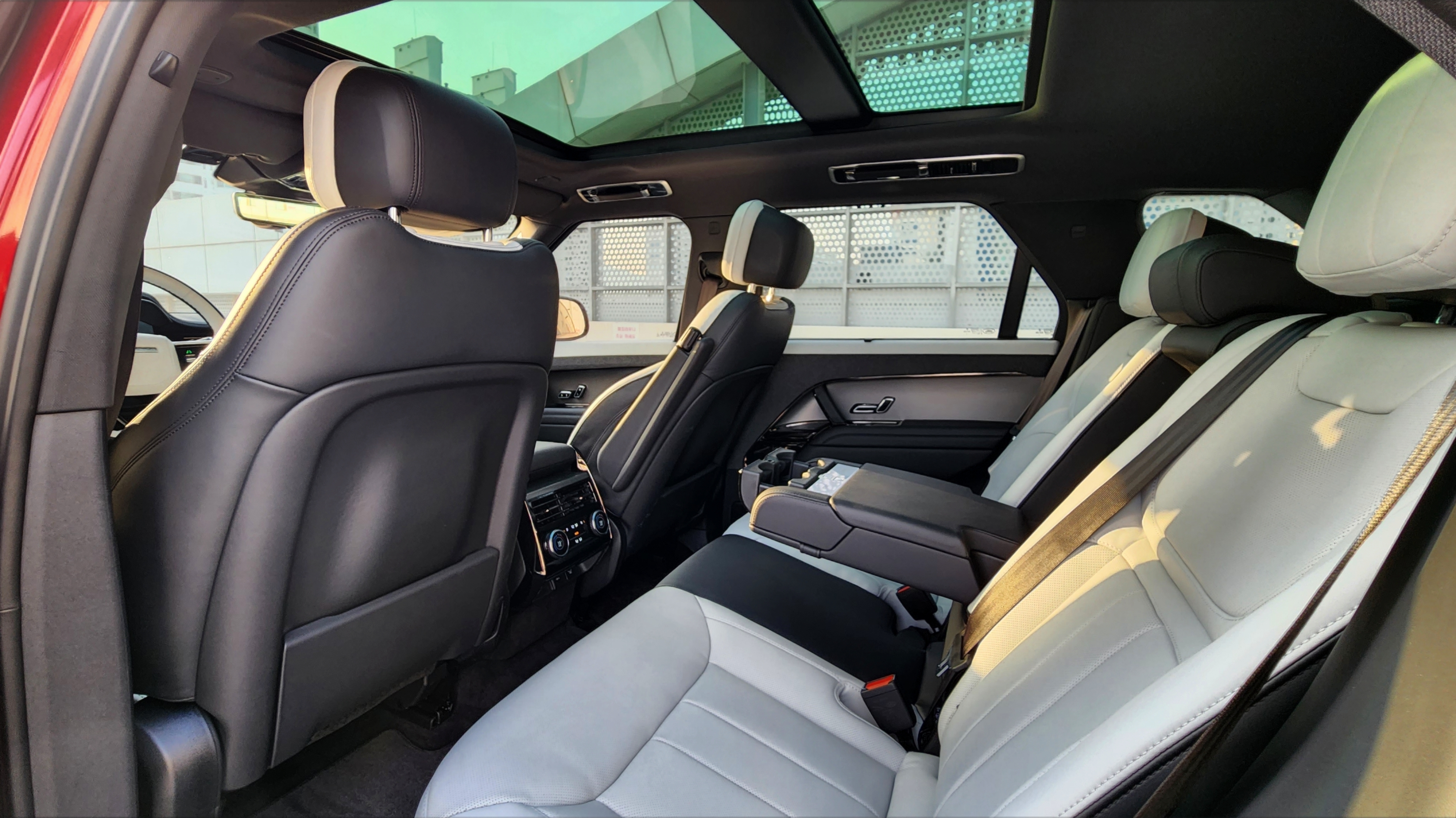 랜드로버 레인지로버 스포츠 D300 HSE 시승기