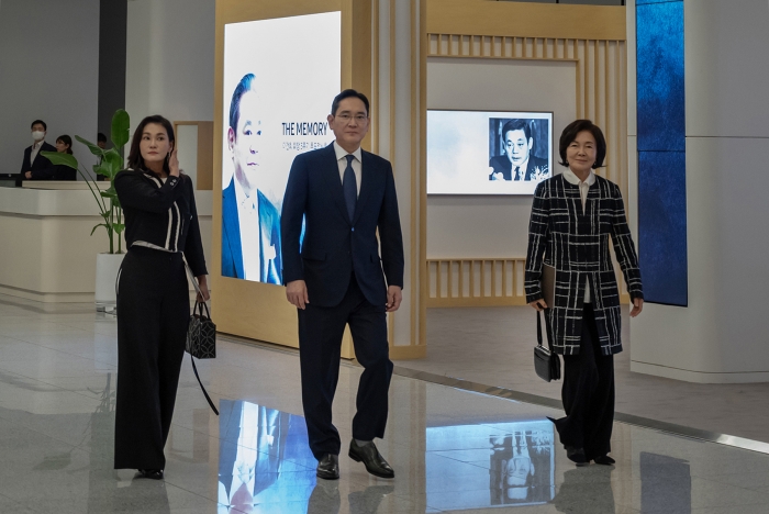 삼성家 상속세 완납: 12조 국가 세입 압도한 사상 최대 규모와 1조 사회환원의 경제적 가치 분석