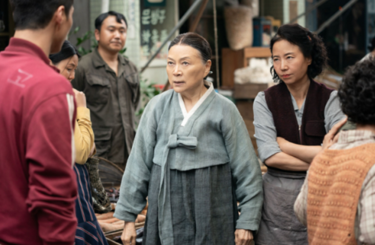 드라마 폭싹 속았수다에 출연한 배우 김용림 촬영 장면