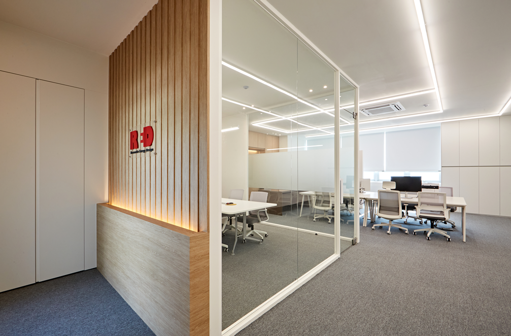 사무실입구아트월