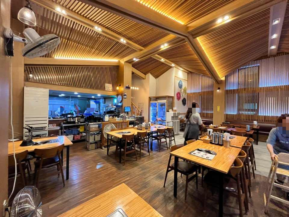 죽동 오한순손수제비 내부