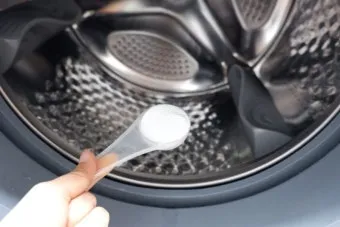 세탁기 통청소 과탄산소다와 뜨거운물 사용 통돌이 드럼 차이_17