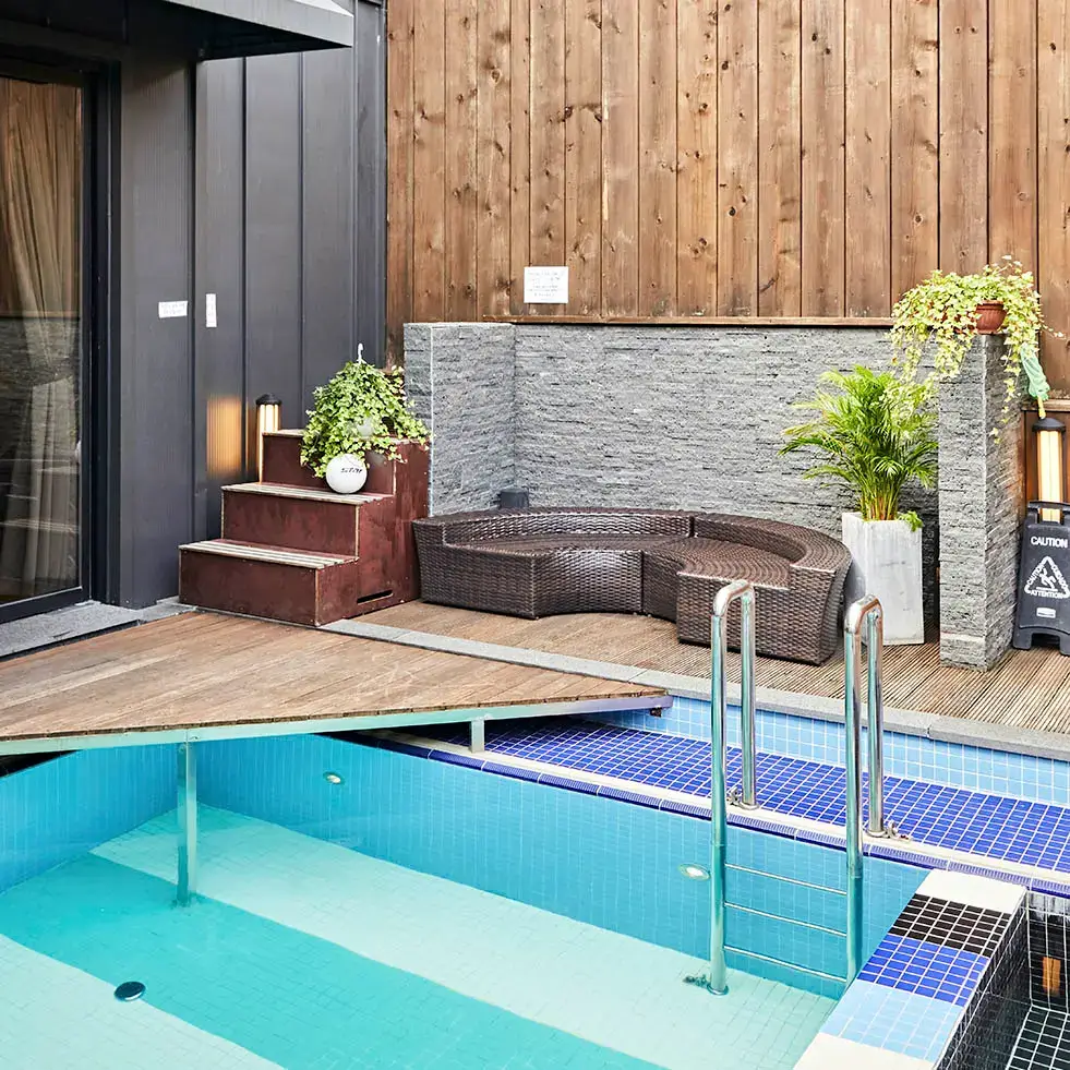 바베큐 테라스와 수영장.루프탑-여기어때 출저