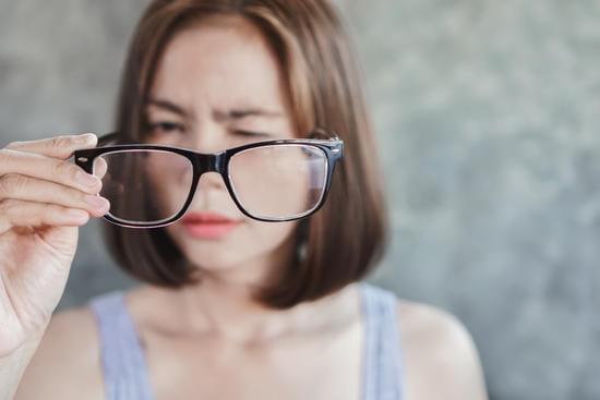 노안 정밀 검사: 흐릿해지는 시야, 정확한 진단이 먼저입니다