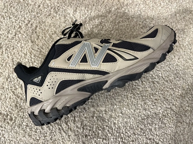 뉴발란스 610 측면