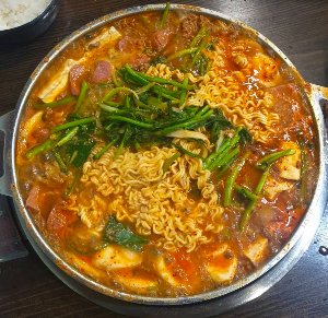 부대찌개