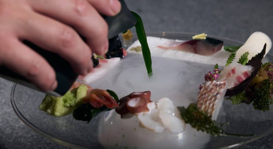 유원재-온천호텔의-고급스러운-식사