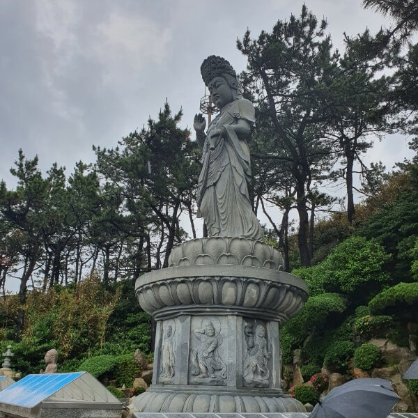 해수관세음보살 석상