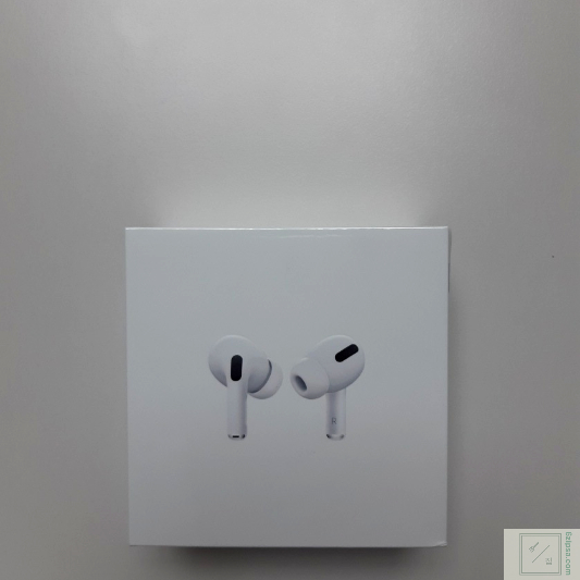 에어팟프로 케이스 전면 이미지 입니다.