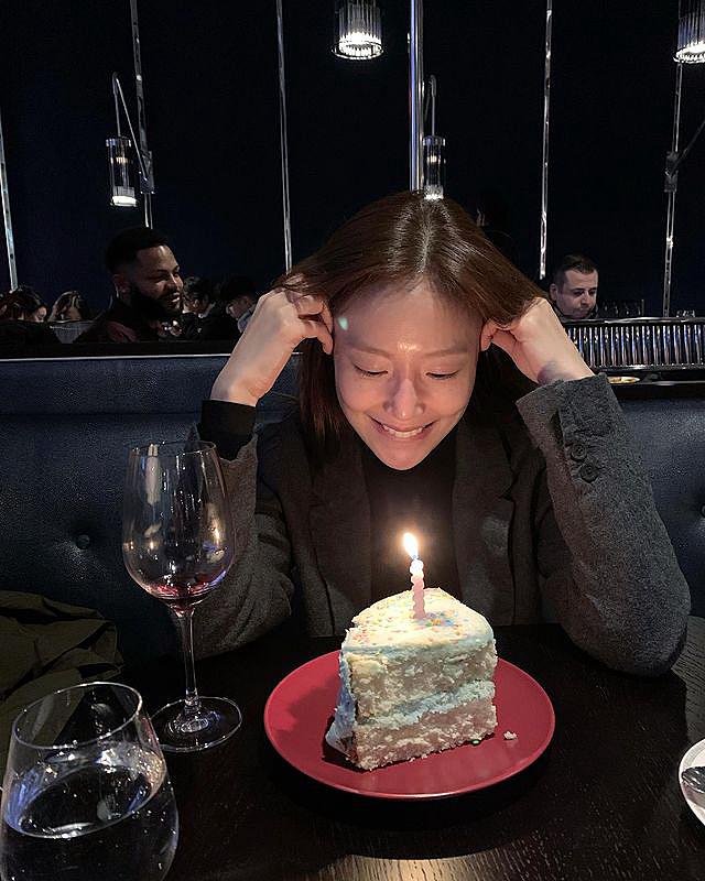 생일 맞이한 문채원