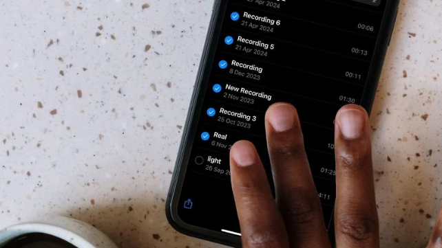 아이폰에서 여러 항목 빠르게 선택하는 비밀 제스처