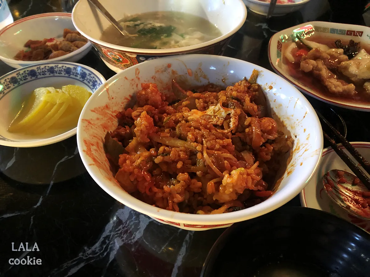 대구-달서구-상인동-맛집-자미원-중화비빔밥-비빈-모습-빨간-소스