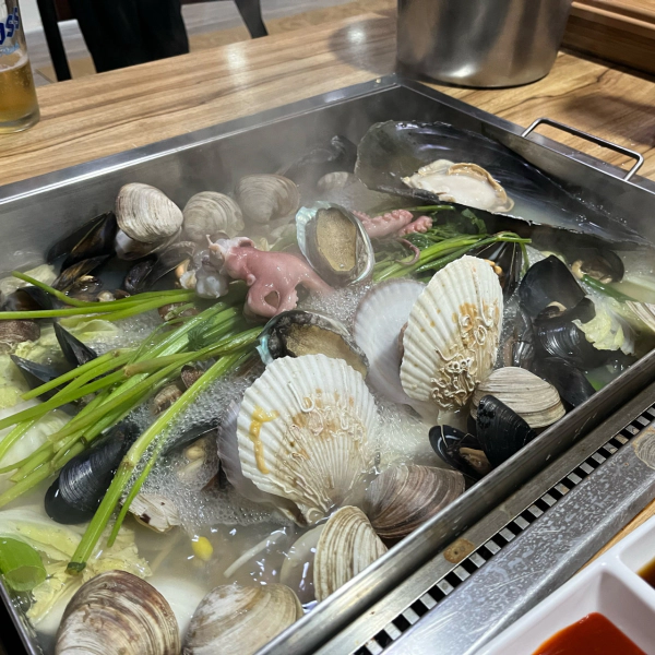 대결 맛 대 맛 철판해물전골 vs 황제물회
