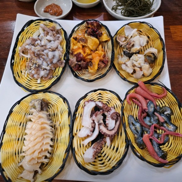 장씨해녀집 메뉴 이미지