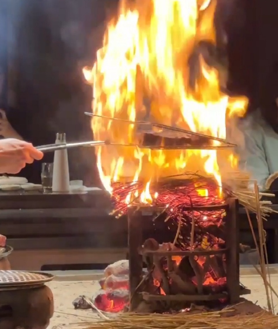 백반기행-한우-오마카세-우모크