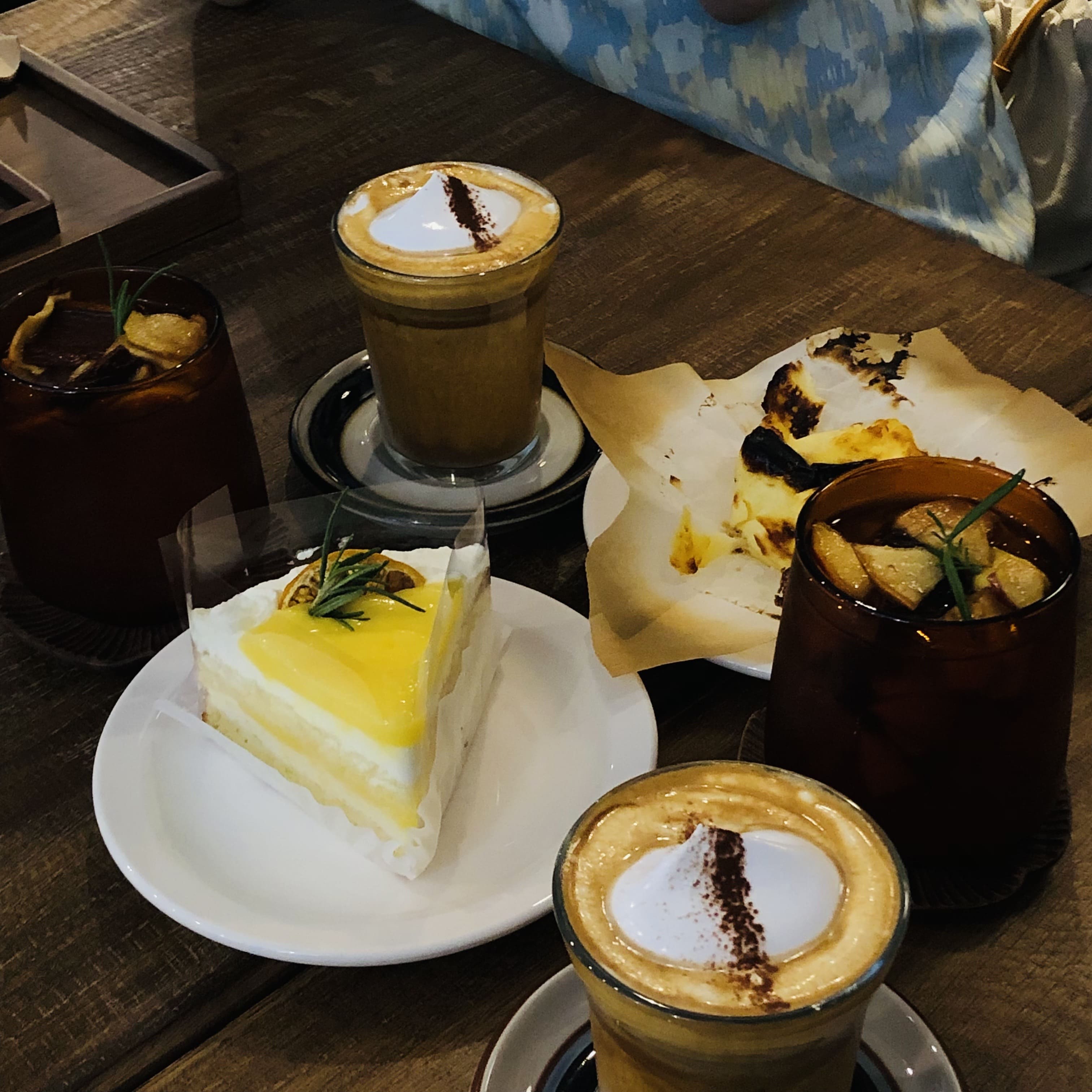 필카 갬성사진 범람에서 먹기 직전