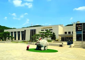 공주 가볼만한곳 맛집 카페 추천 실내 사진 명소_12
