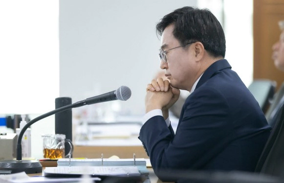 김동연 경기도지사&amp;#44; 김혜경 법카 사적 사용 수사의뢰