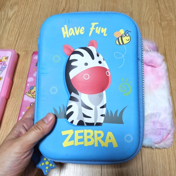 크기가너무큰필통