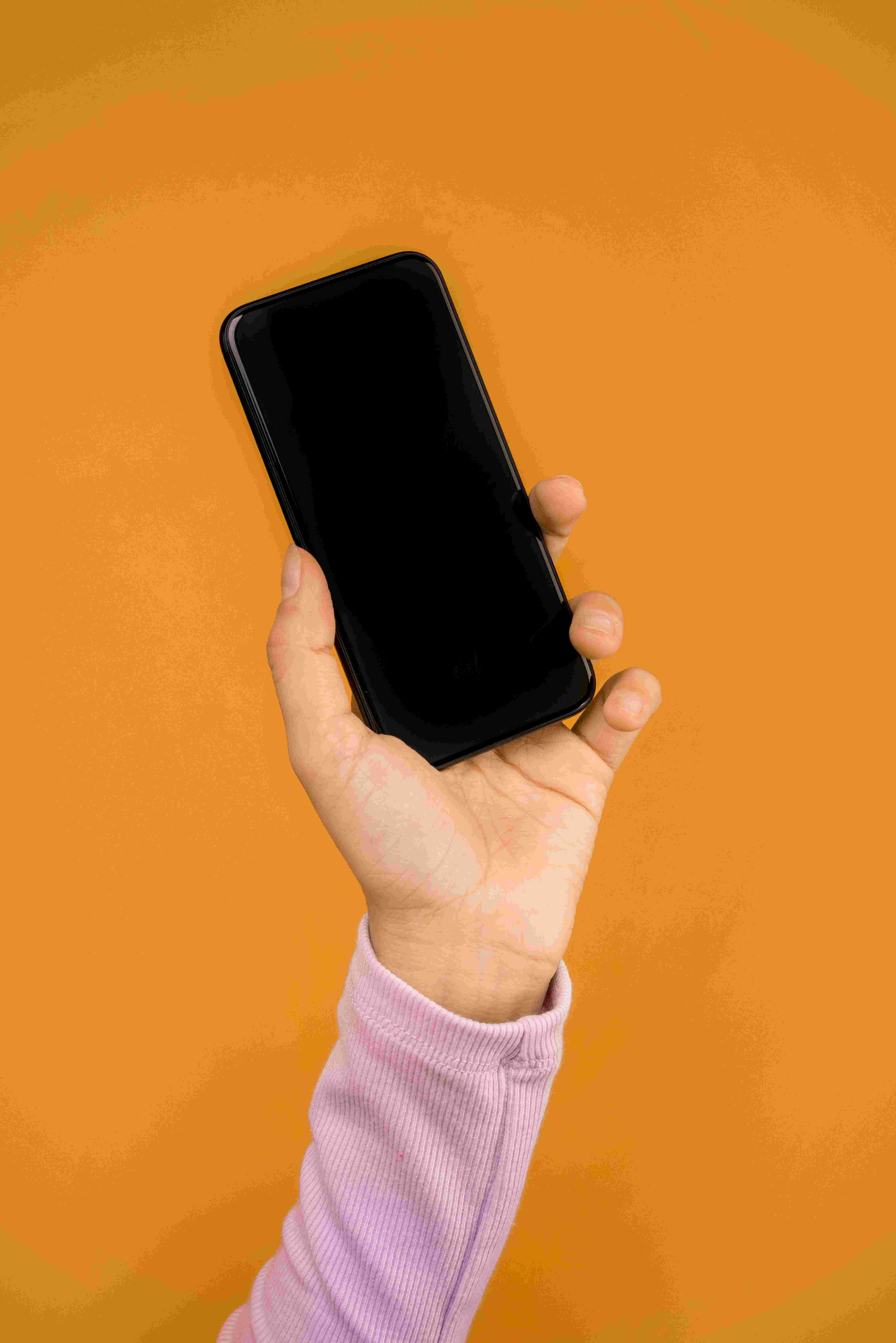 📱 스마트폰의 끝? 폴더블, 롤러블, 웨어러블 디바이스 전망