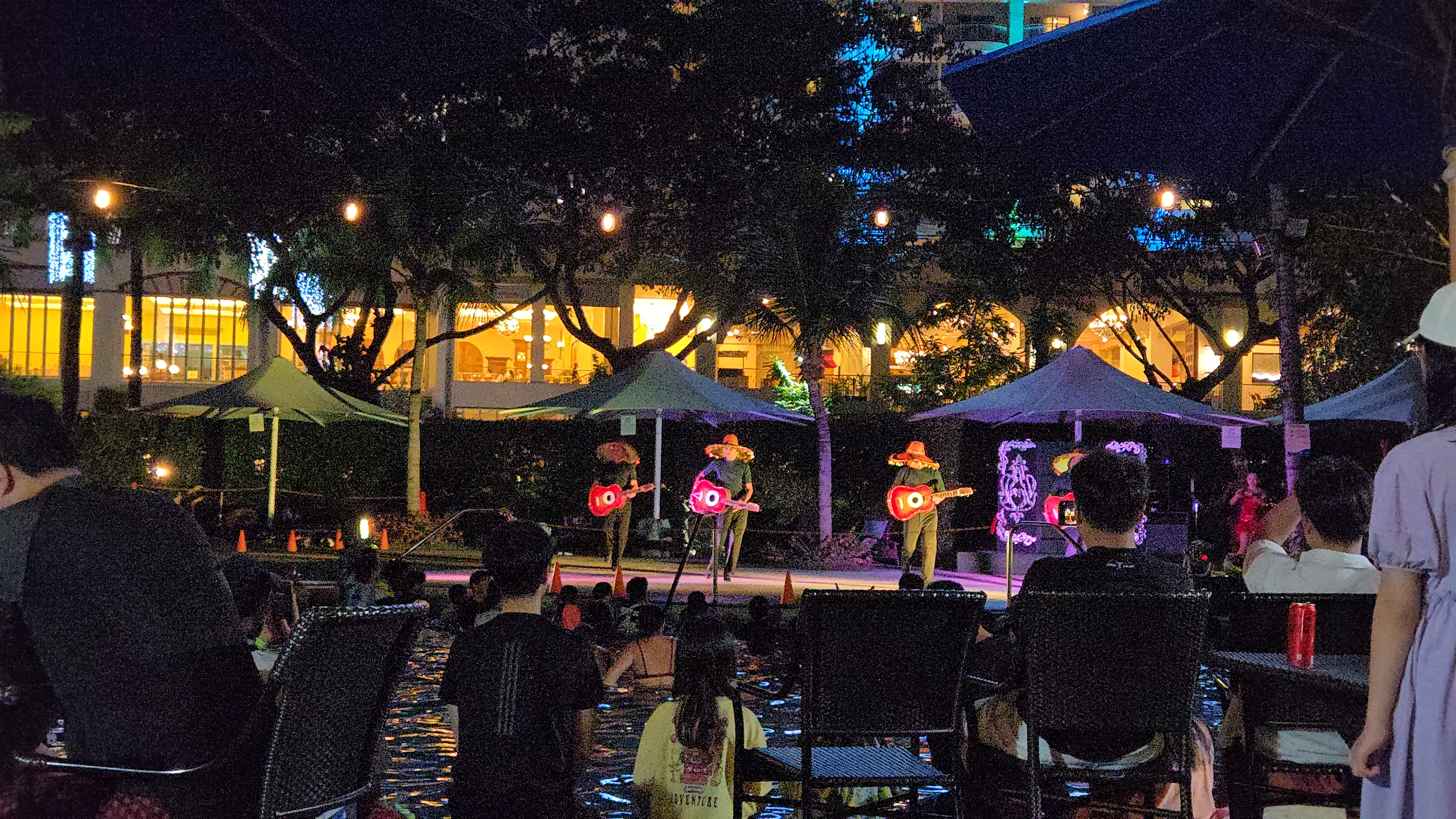 세부 막탄 제이파크 리조트 불쇼