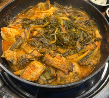 생방송 투데이 맛있는 퇴근 오늘은 파김치 장어조림 산수가장어 88cc 용인 동백직영점 