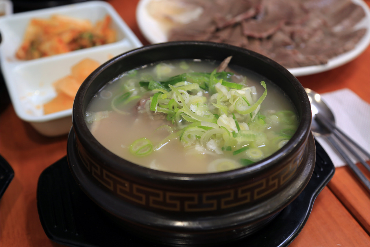 THE 맛있는 녀석들 518회 고고데이 특집 서울 마포구 용강동 차돌탕과 차돌수육 맛집 마포옥
