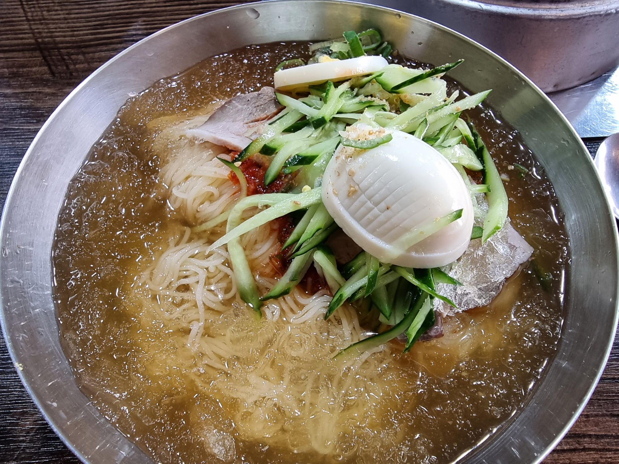 하산식은 시원~한 밀면으로 마무리!