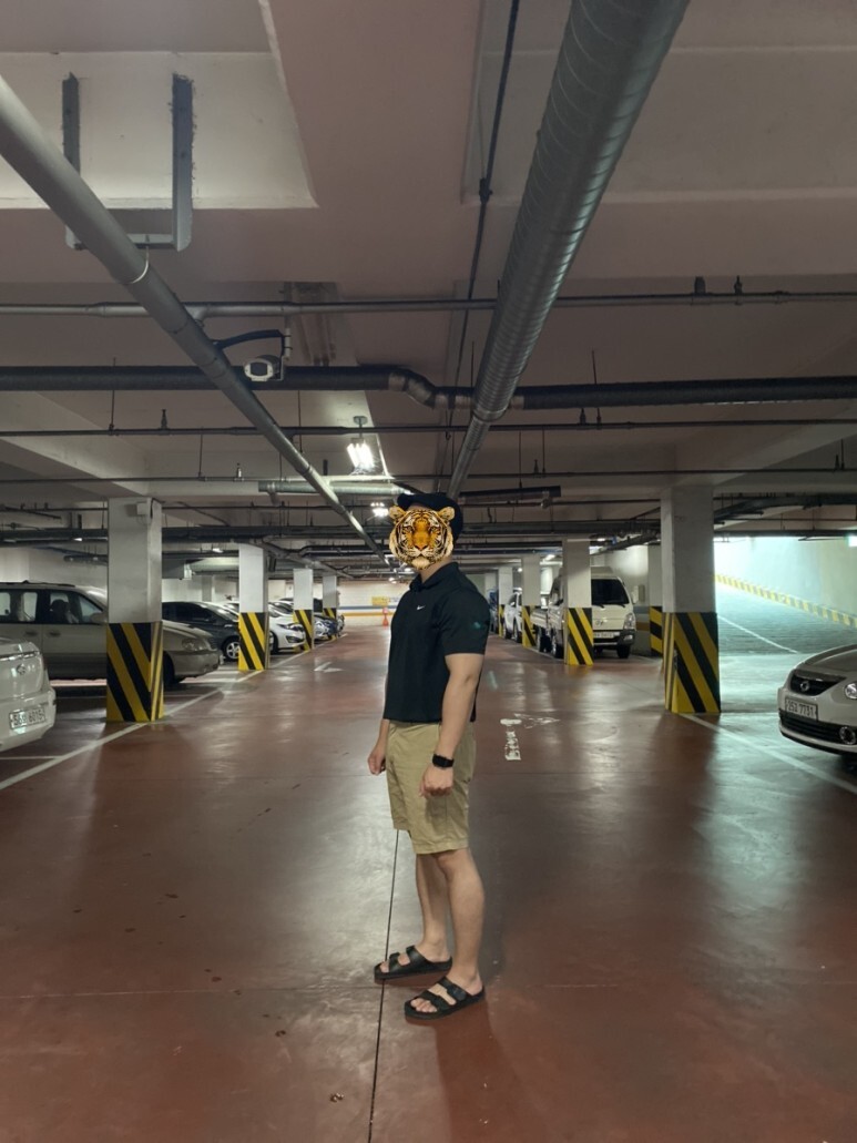 데일리 룩(오뭘입)_자라 헌팅캡, 나이키 카라티, 유니클로 하프 치노팬츠, 버켄스탁 샌들, 애플워치4, 남자데일리룩, OOTD