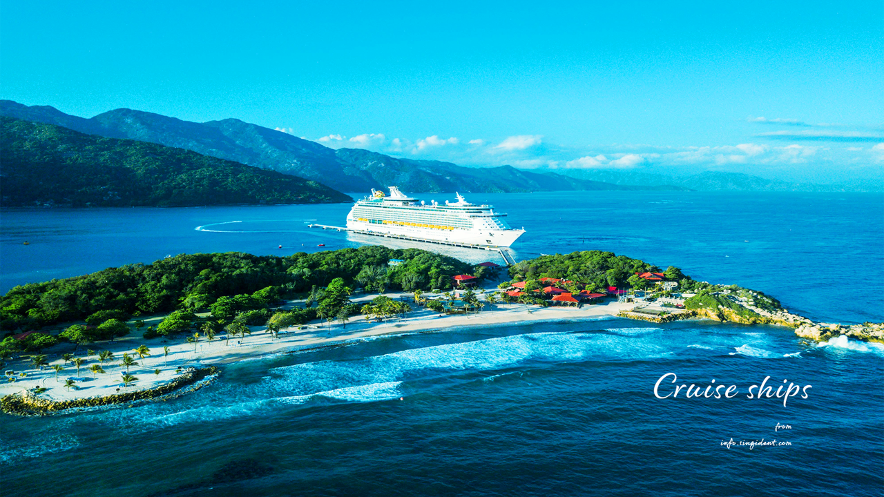 02 섬 사이에 정박해 있는 유람선 C - Cruise ships 여름배경화면