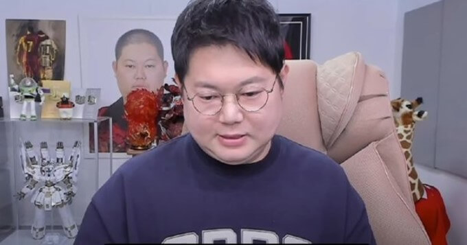 BJ 뚜밥과 감스트&#44; 두 사람의 관계가 공개 열애로 시작된 것은 2022년 2월이었습니다. 많은 사람들의 관심과 응원 속에서 두 사람은 함께 행복한 미래를 그려가고 있었고&#44; 이들의 결혼 소식은 팬들에게 큰 기쁨을 안겨주었습니다. 결혼식은 2023년 6월로 예정되어 있었지만&#44; 안타깝게도 결혼을 세 달 앞둔 시점에서 두 사람은 파혼을 발표하게 되었습니다.