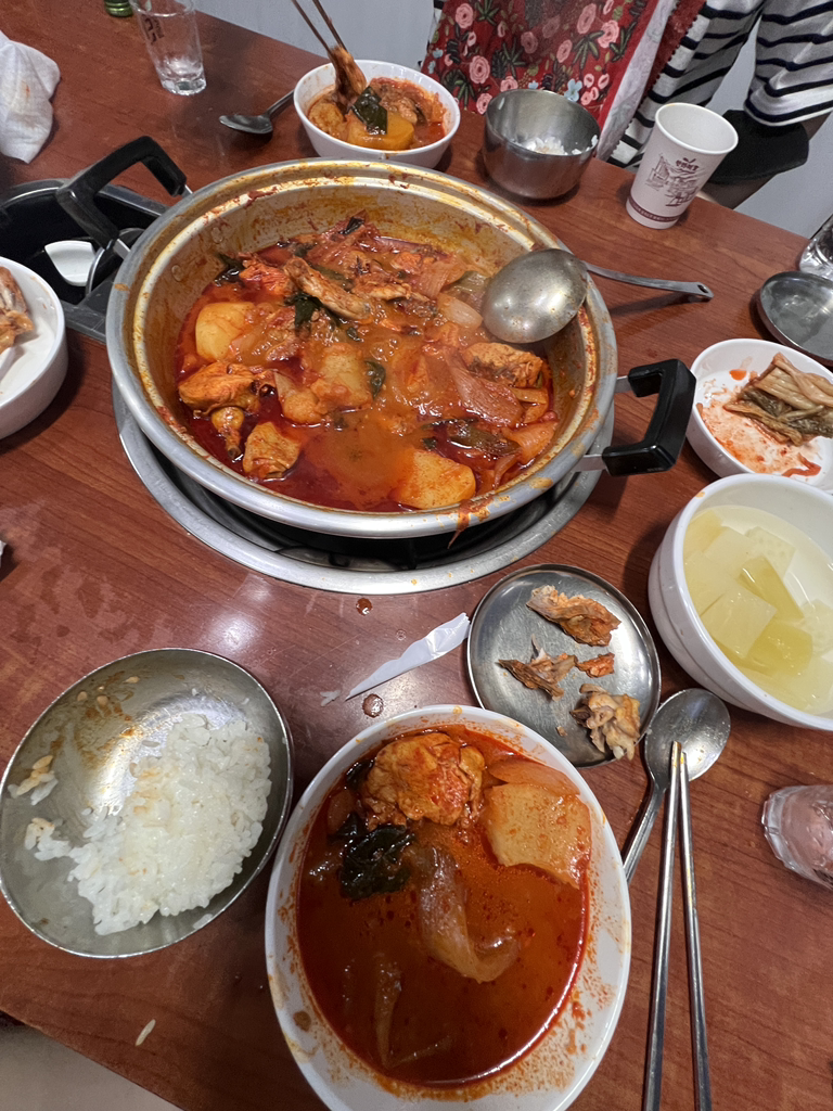 한영식당 매장내부