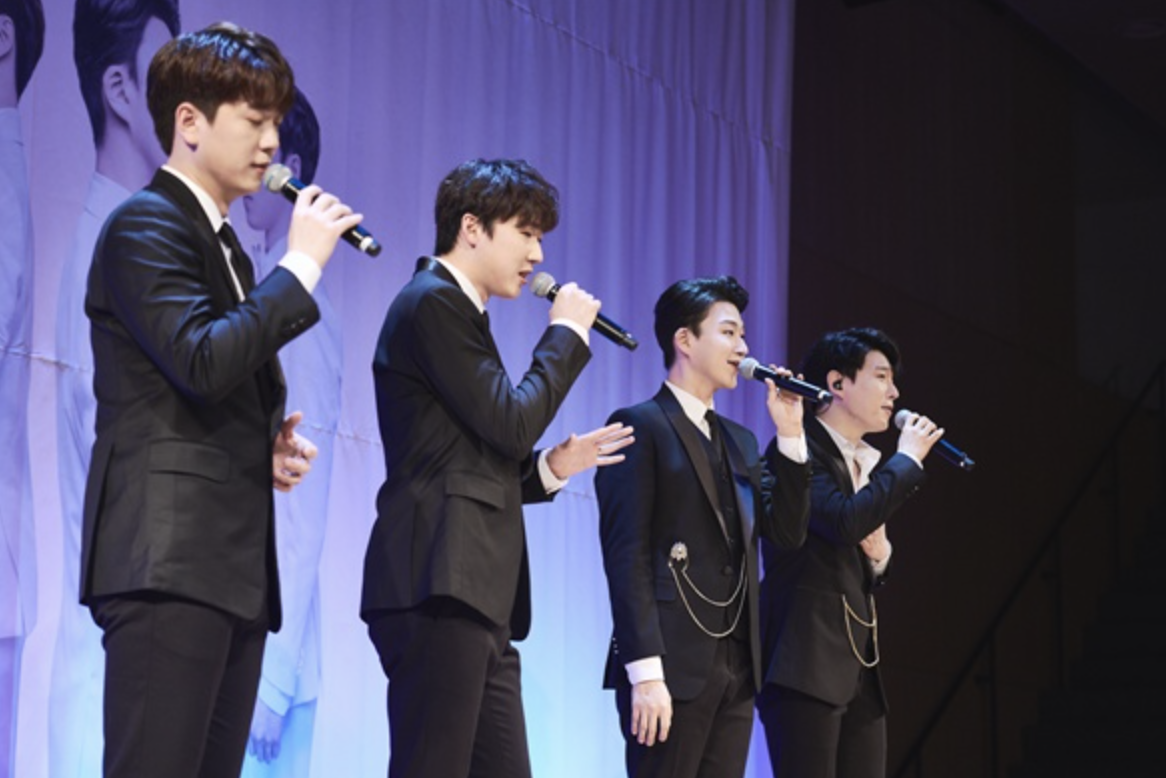 포레스텔라 무대