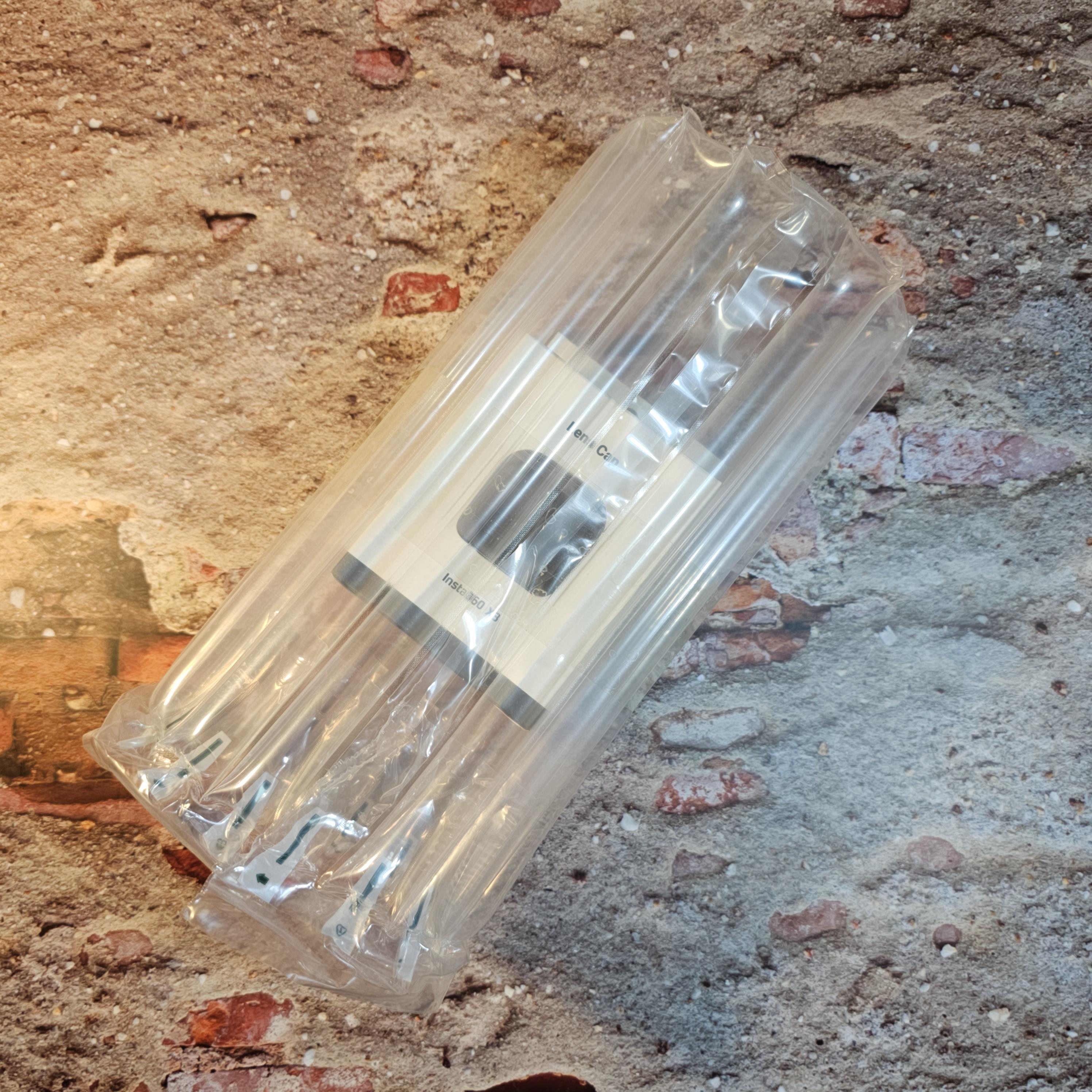 인스타360 X3 렌즈 캡 포장 사진