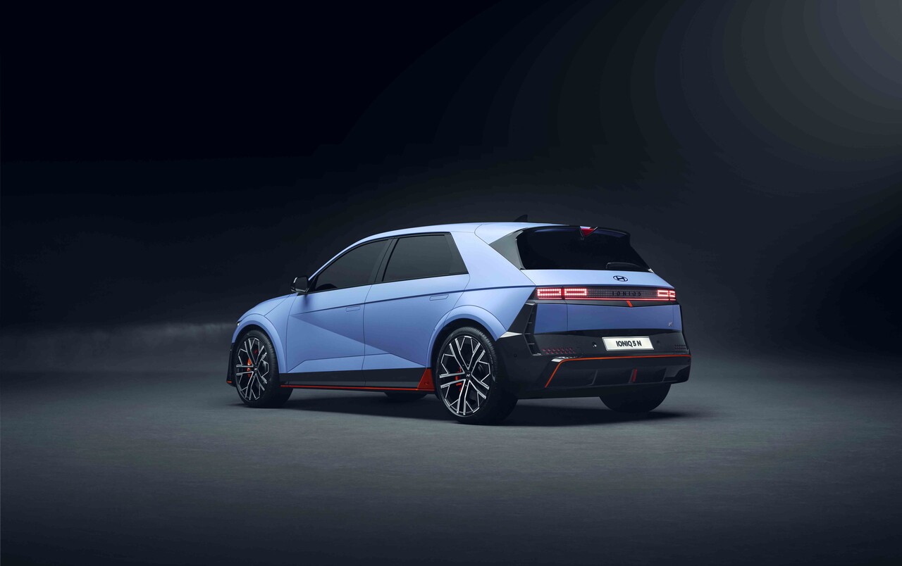 &quot;슈퍼카보다 빠른 전기차!&quot; 현대차 650마력 &#39;아이오닉 5 N&#39; 공개