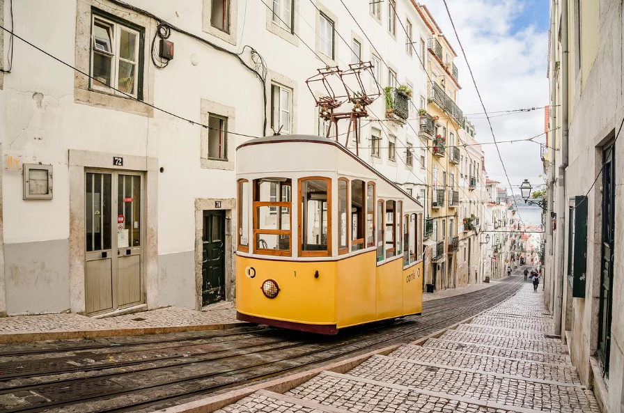 전차 안내원: 대중교통 자동화의 변화
