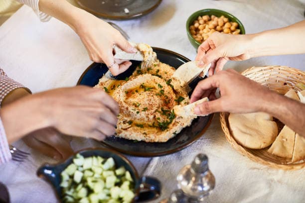 병아리콩으로 만드는 후무스 - 후무스란, 레시피, 맛있게 즐기는 방법