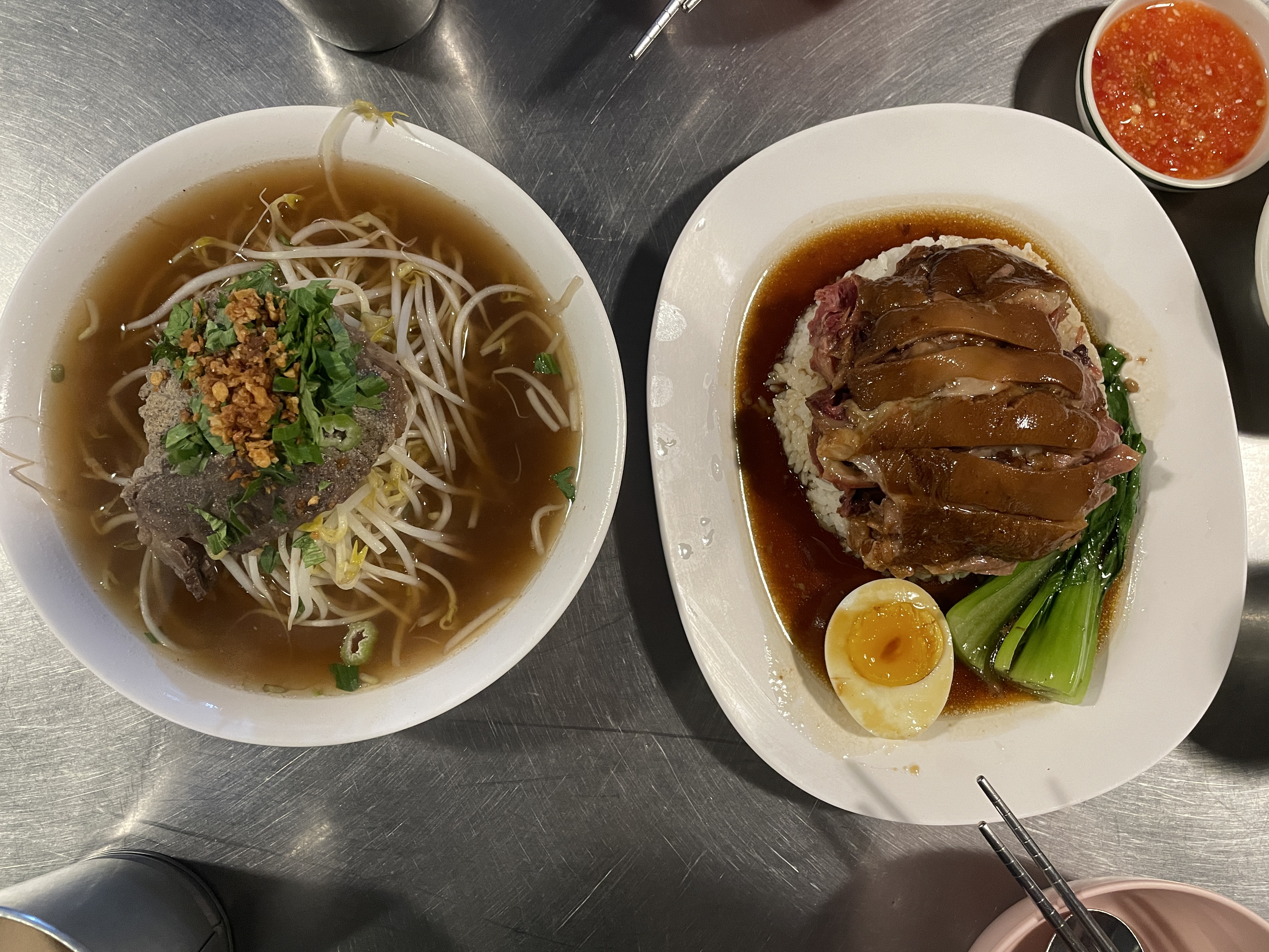 압구정로데오 태국맛집 까폼