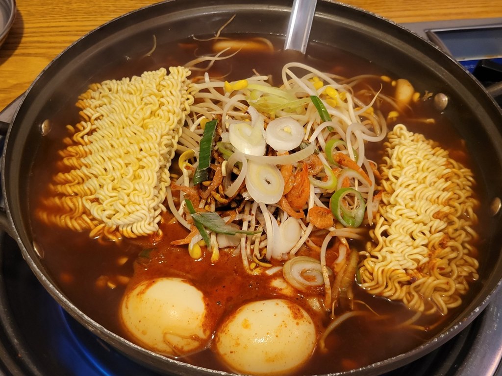 고양이부엌 정자