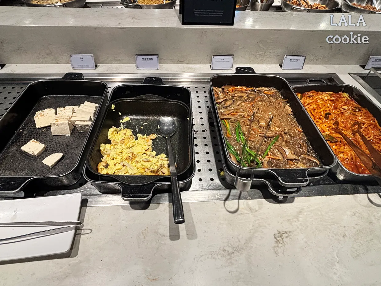 홍대-맛집-애슐리-퀸즈-한식-요리