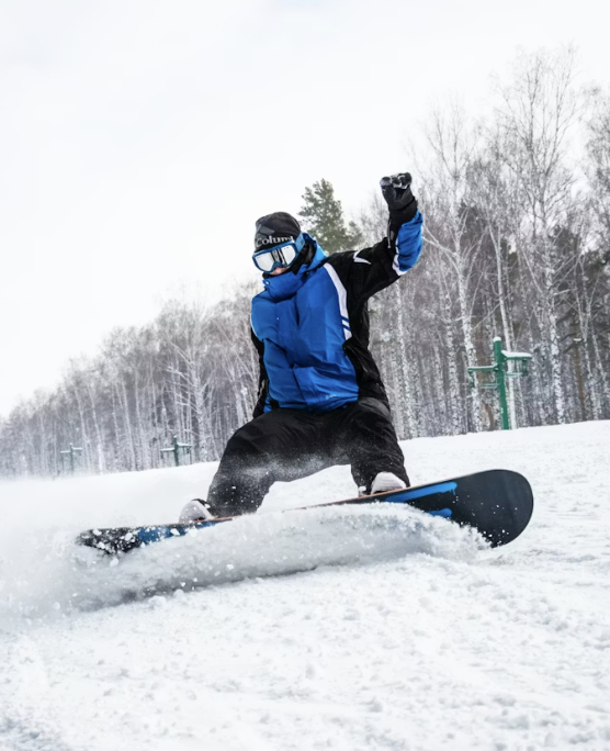 스노보드 장비 세팅 (데크 선택, 바인딩 조절, 부츠 피팅)
