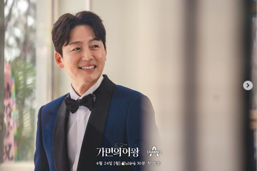 턱시도입은 송제혁