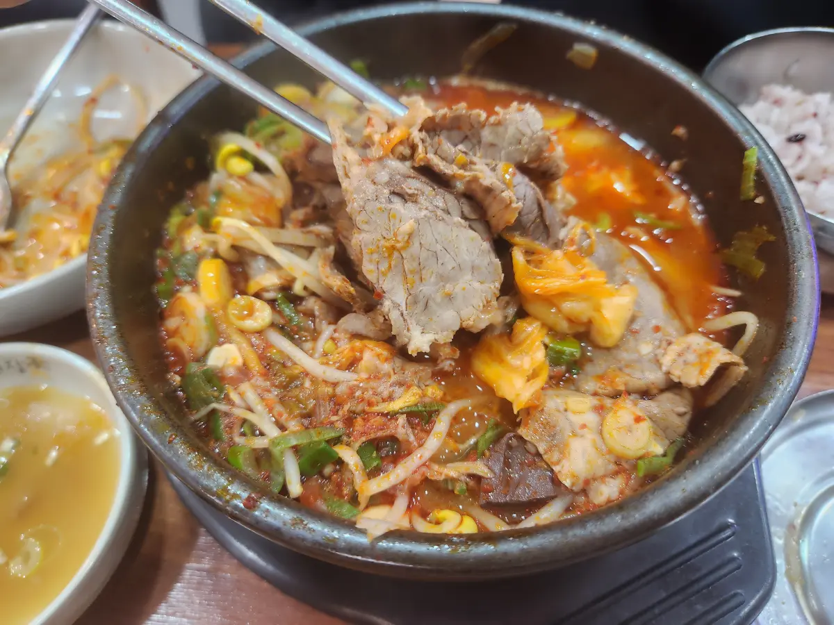 송추-은희네해장국-소고기-양지-사태-대파-콩나물-우거지-당면