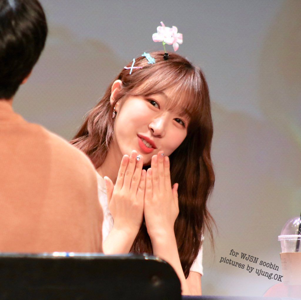 우주소녀 수빈 인스타그램 사진 몸매 얼굴 화보 움짤 트위터 고화질 우주소녀 수빈 인스타그램 사진 몸매 얼굴 화보 움짤 트위터 고화질